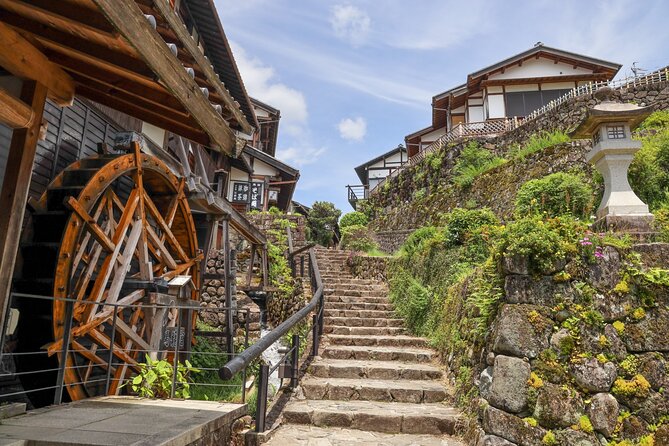 Nakasendo Post Town Trekking and Izakaya Hopping Tour - Itinerary and Experience