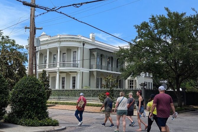New Orleans Garden District 2 Hour Walking Tour (Small Group) - Tour Features