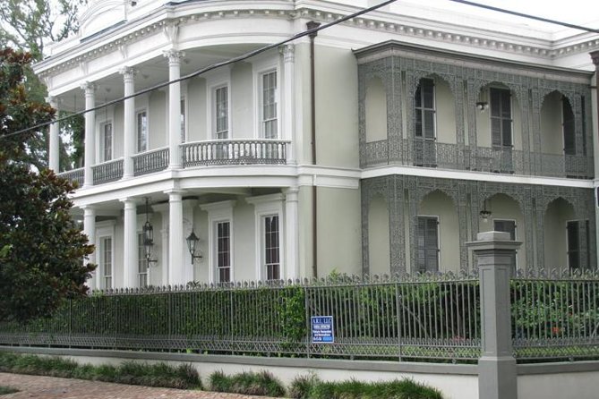 New Orleans Homes of the Rich and Famous Tour of the Garden District - Garden District Stroll