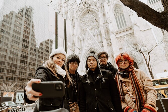 New York: Times Square Professional Photoshoot - Iconic Backdrop