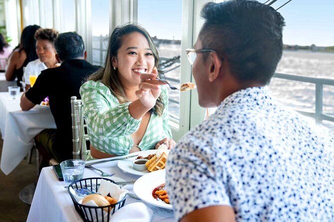 NYC Bottomless Brunch Cruise With Iconic Views - Stunning NYC Landmarks
