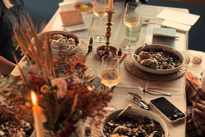 Oyster and Wine Tasting in a Cozy Seaside Lodge - A Culinary Delight: Oysters From Maine Farms