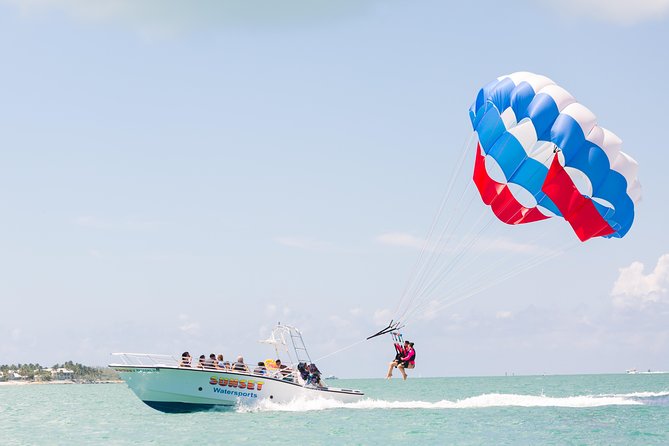 Parasailing at Smathers Beach in Key West - Meeting and Logistics