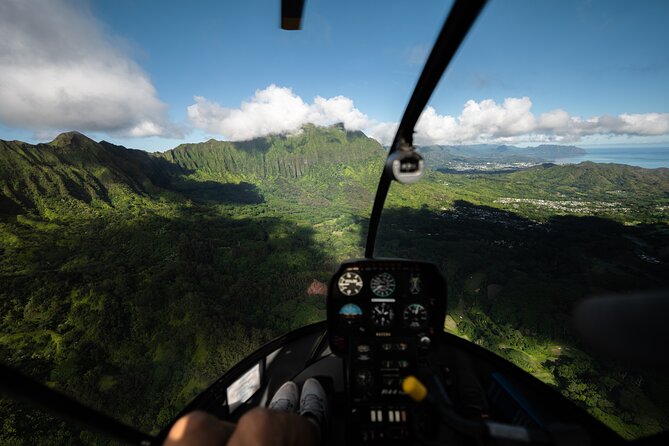 Private 60 Minutes Helicopter Tour in Honolulu - Tour Experience
