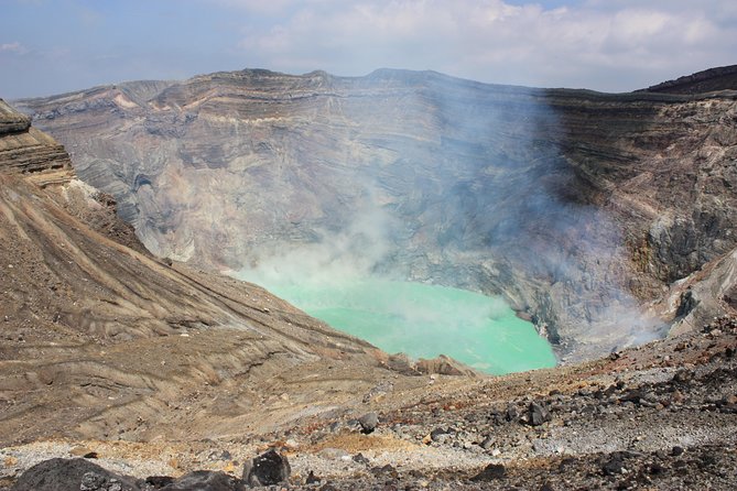 PRIVATE Day Minibus Tour to Mt.Aso & Kumamoto Castle From Fukuoka - Meeting and Pickup