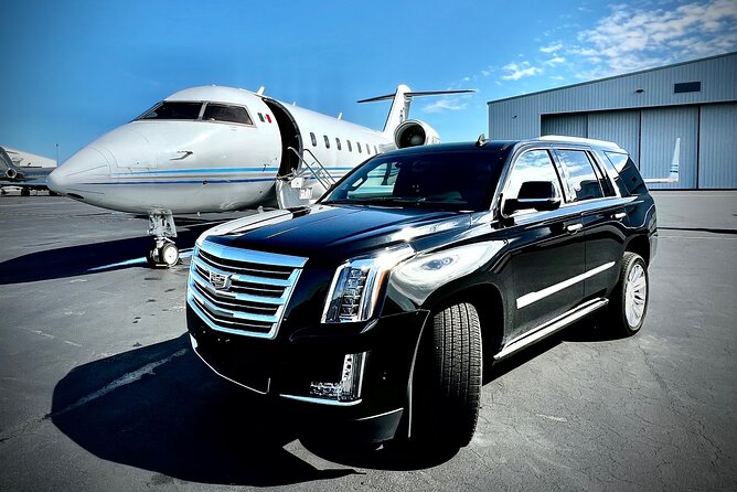 Private SUV Limo Services in Miami FL - Comfort and Amenities Offered