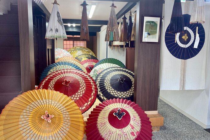 Private Walking Tour of Kanazawas Crafts and Local Culture - Kanazawas Renowned Crafts