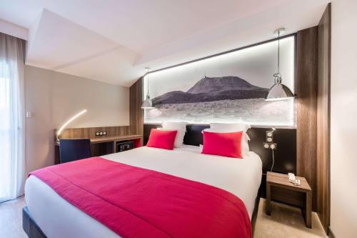 Quality Hotel Clermont Kennedy - Prime Location and Accessibility