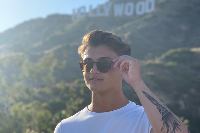 Quick and Easiest Route to the Hollywood Sign Walk (1 Hour) - Guides Expertise and Storytelling