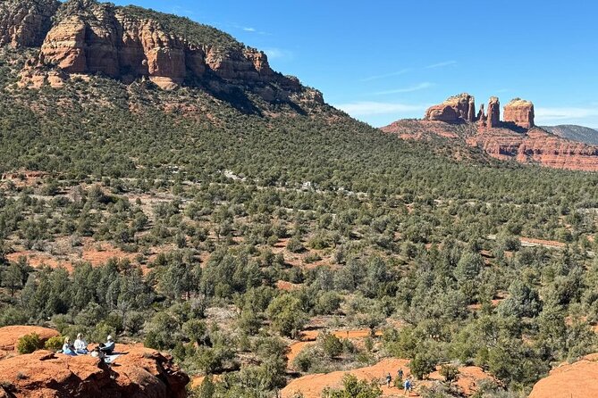 Reiki & Sound Healing on the Red Rocks of Sedona - Exploring the Breathtaking Red Rocks