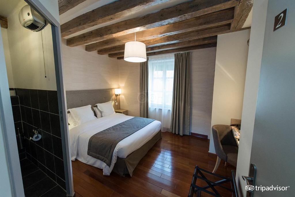 Relais De La Loire - Accommodations and Amenities
