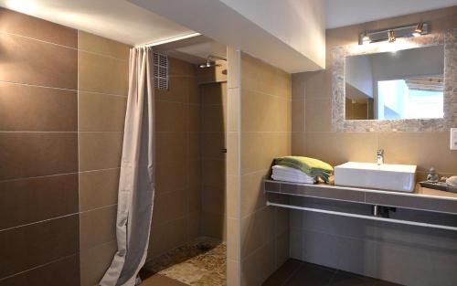 Residence Les Bellombres - Amenities and Services