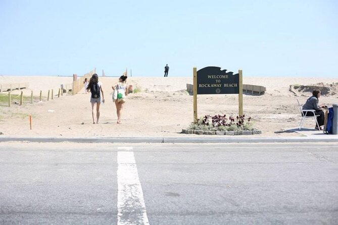 Rockaway Beach Bus in New York City - Amenities and Features of the Bus