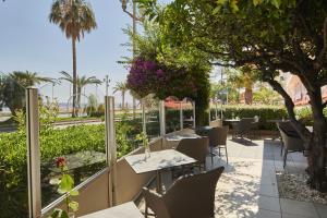 Royal Hotel Promenade Des Anglais - Exceptional Location and Views