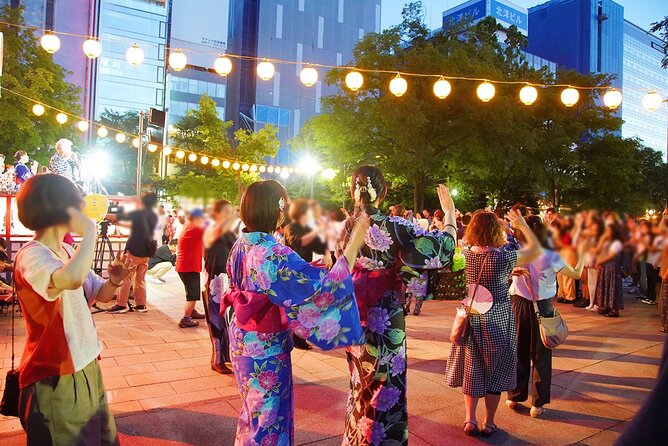 Sapporo City Tour and Seasonal Events in Odori Park Exploration - Seasonal Events in Odori Park