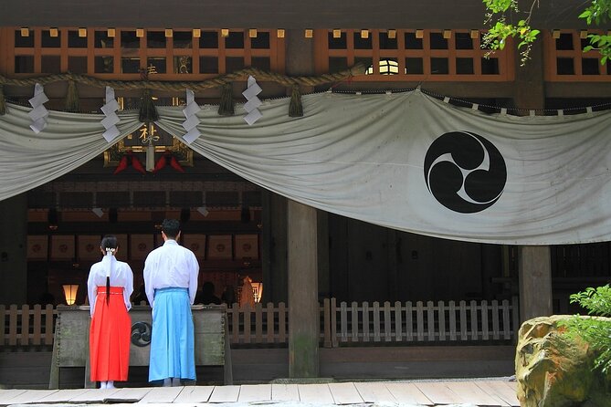 Secret Shrines Morning Walks and Local Onsen Experience - Inclusions and Exclusions
