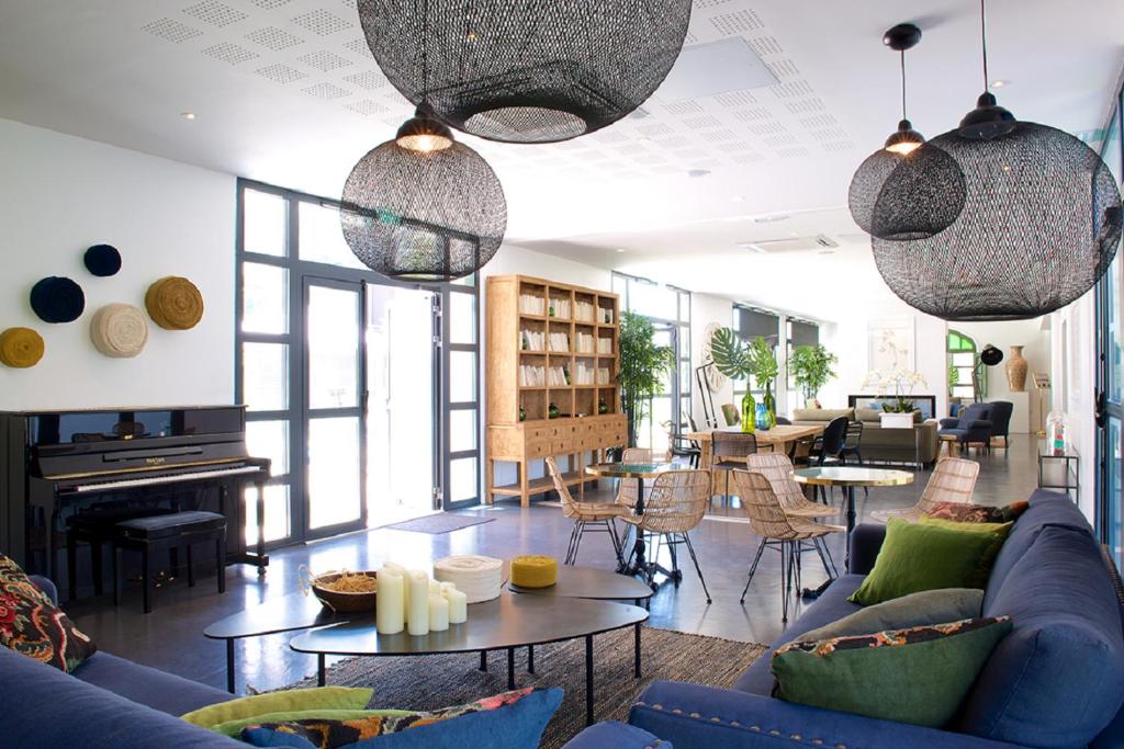 Senior Service Residence MONTANA - Amenities and Facilities Available