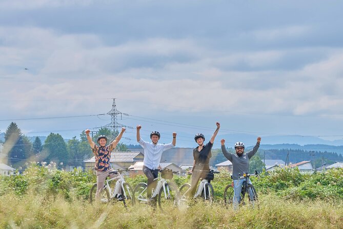 Small Group Craft Experience Cycling Tour - Meeting and Pickup