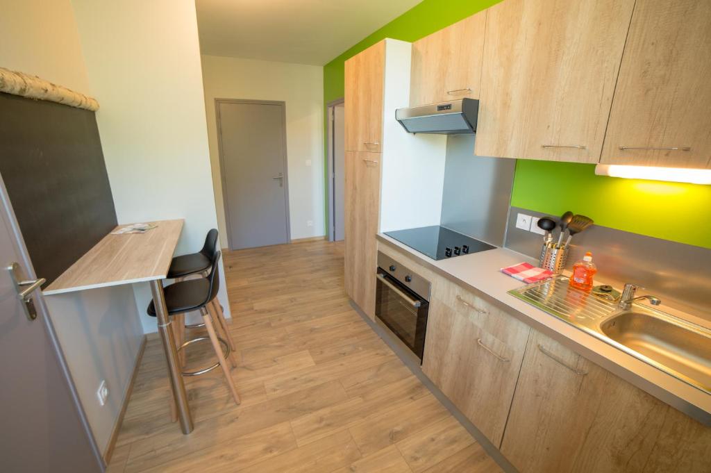 Souleuvre Apartment Hotel - Amenities and Facilities