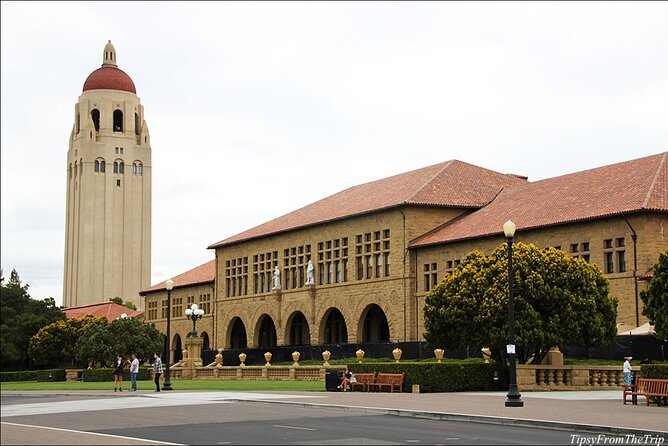 Stanford University Campus Adventure - Meeting Point and Route