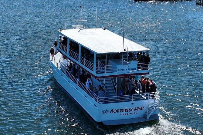 Sunset Dolphin Cruise in Destin - Onboard Amenities