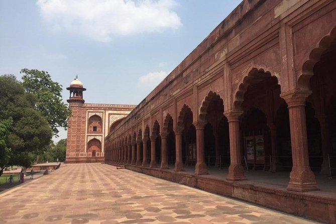 Taj Mahal City Tour by Car or Train From Jaipur - Itinerary Options: Car vs. Train