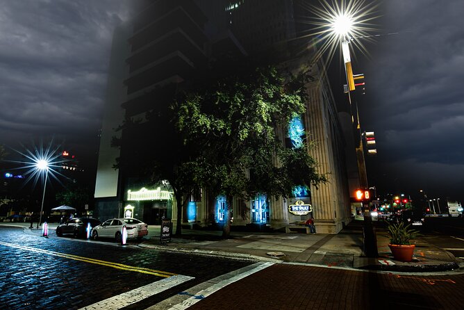 Tampa Terrors Ghost Tour By US Ghost Adventures - Exploring the Haunted Landmarks