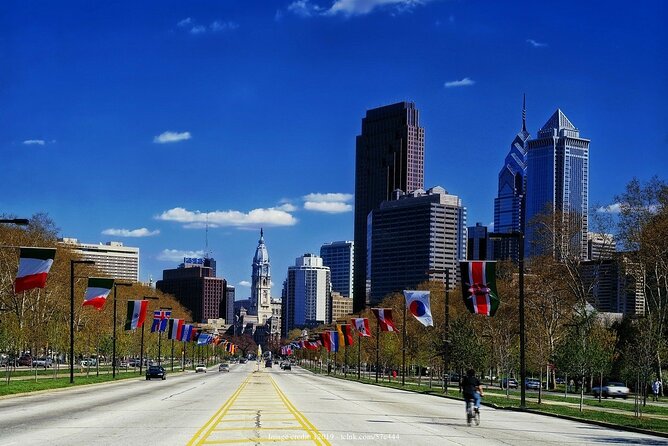 The Best of Philadelphia: Private Half-Day Driving Tour - Meet Your Knowledgeable Guide
