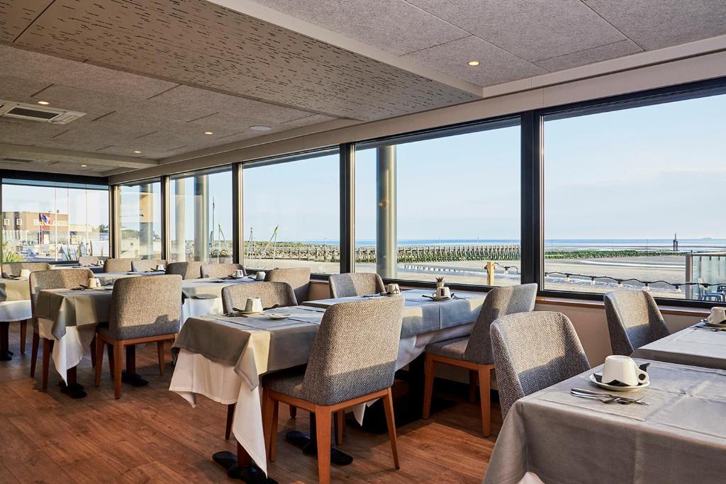 The Cremaillere Hotel-Restaurant - Amenities and Services