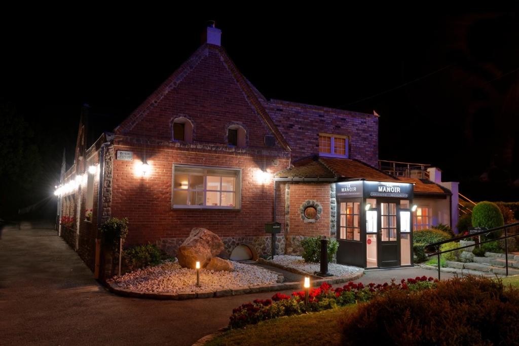 The Manor - Accommodation Options