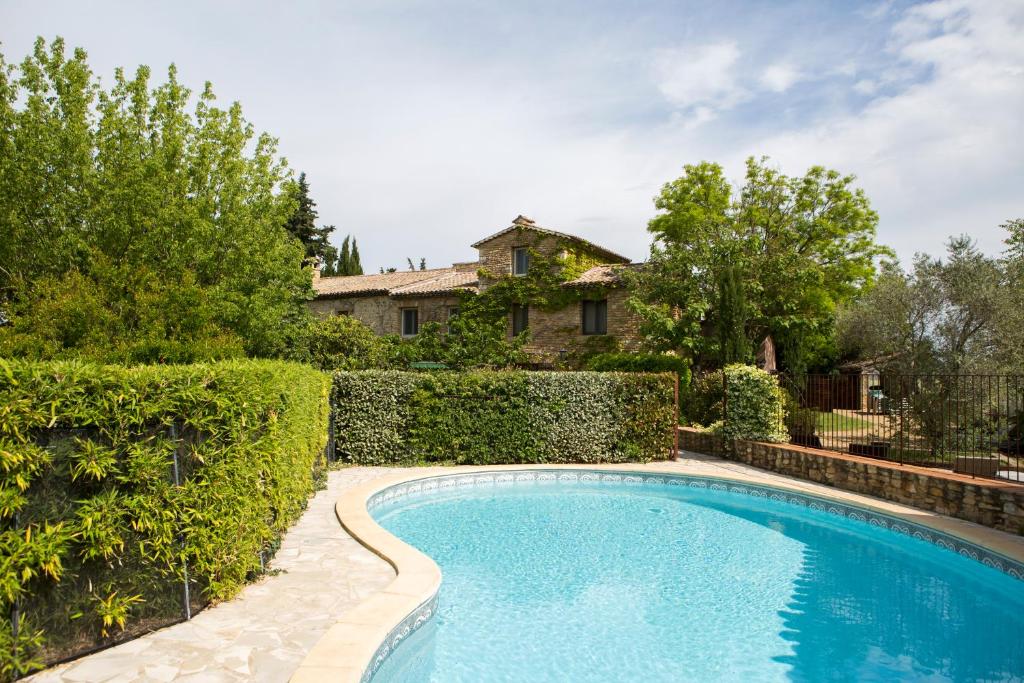 The Mas Des Aigras - Charming Hotel in Provence - Guest Experiences and Amenities
