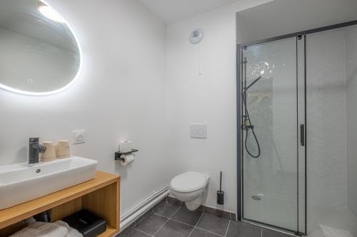 The Originals Boutique Hotel Amiens South - Location and Accessibility