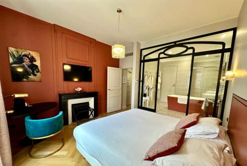 The Originals Boutique, Hotel Le Londres, Saumur - Accommodations and Amenities