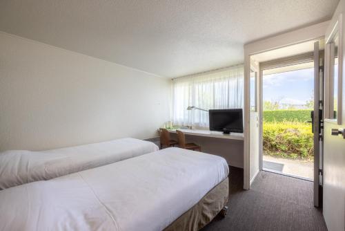 The Originals City, Hotel Mâcon North - Location and Accessibility