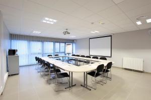 The Originals City, LHAUT Wing, Coquelles-Calais Tunnel S/Manche LHAUTAILE - Guest Reviews and Ratings