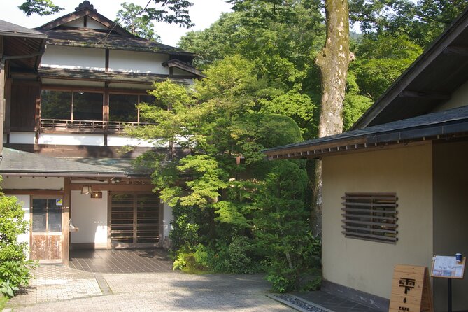 Tokyos Oldest Sake Brewery and Jump Into Historic Town - Meeting and Transportation