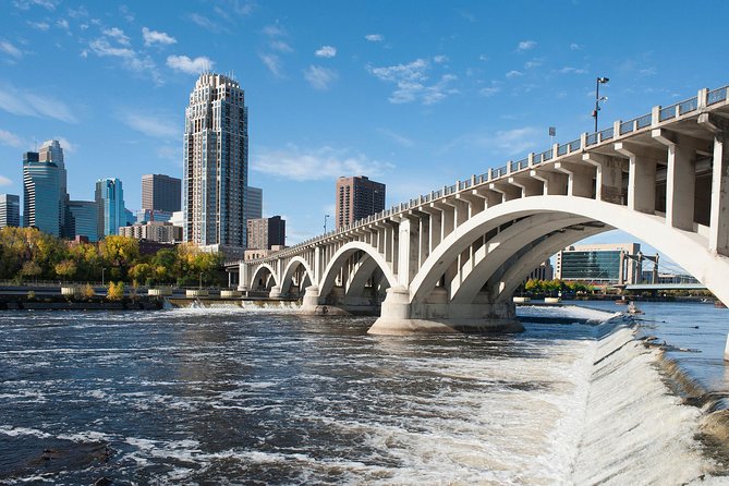 Twin Cities Tour & Mississippi River Cruise - Accessibility and Restrictions