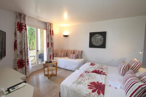 Val Baussenc, The Originals Relais - Accommodation and Facilities