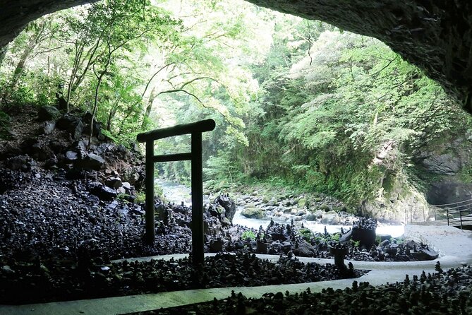 1 Day Land of Myths in Japan Takachiho Private Tour From Kumamoto - Tour Logistics and Conditions