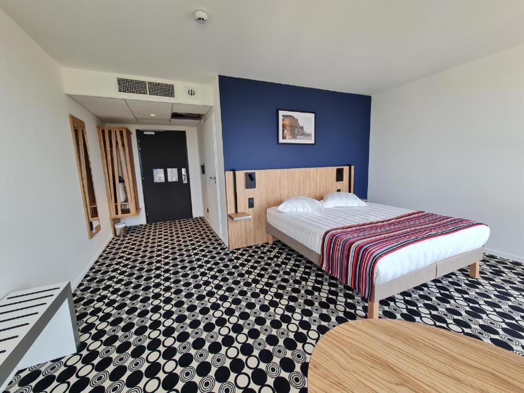 Akena Nantes Rezé Airport - Guest Experience