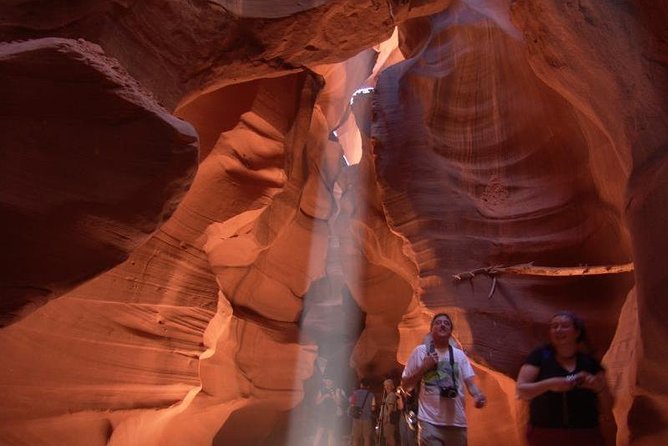 Antelope Slot Canyon and Horseshoe Bend Day Tour From Flagstaff - Transportation and Accessibility