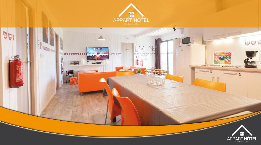 Apparthotel Les Prés Blondeau - 1 to 10 People - 3 Bedrooms - Terrace - Private Parking - Wifi - Activities and Nearby Attractions