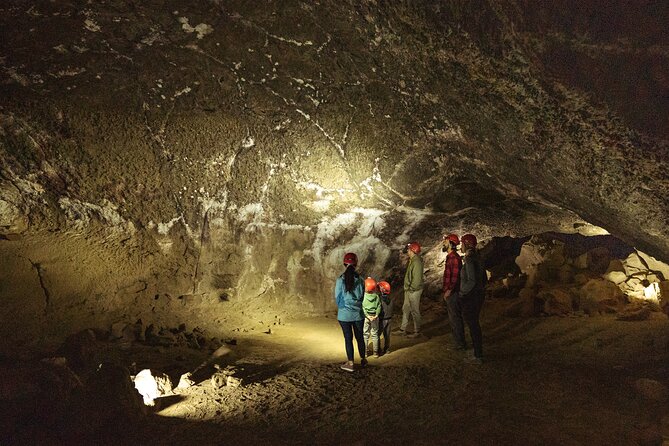 Bend Oregon Guided Lava Tube Cave Tour - Cave Conditions and Experience Level