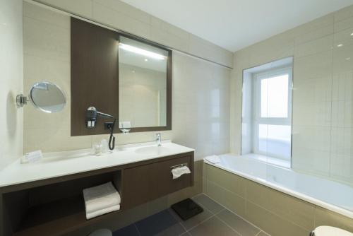 Bristol Hotel - Guest Reviews and Experiences