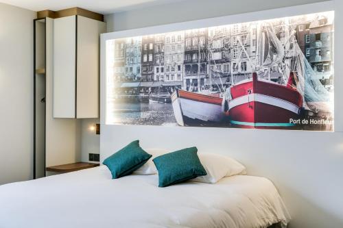 Brit Hotel Caen Nord - Memorial - Room Features