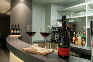 Brit Hotel Mâcon Centre Station - Amenities and Features