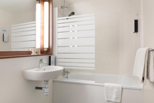 Campanile Dole - Amenities and Services