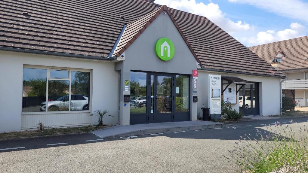 Campanile Dreux - Guest Policies and Information