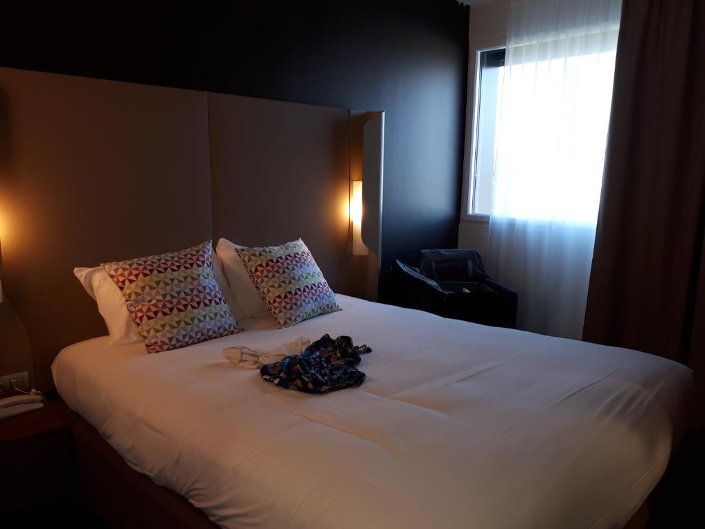 Campanile Sablé-Sur-Sarthe Vion - Amenities and Services
