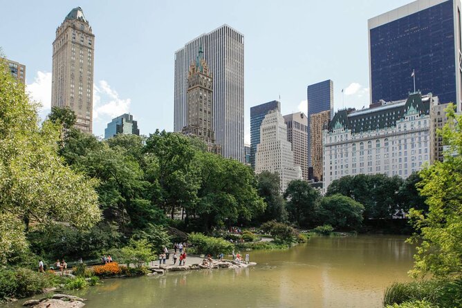 Central Park and 5th Avenue Walking Tour - Iconic Locations in Central Park